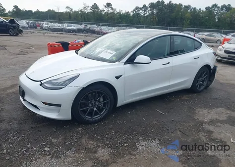 2021 Tesla Model 3 Standard Range Plus Rear-Wheel Drive from USA, damaged, VIN 5YJ3E1EAXMF838243